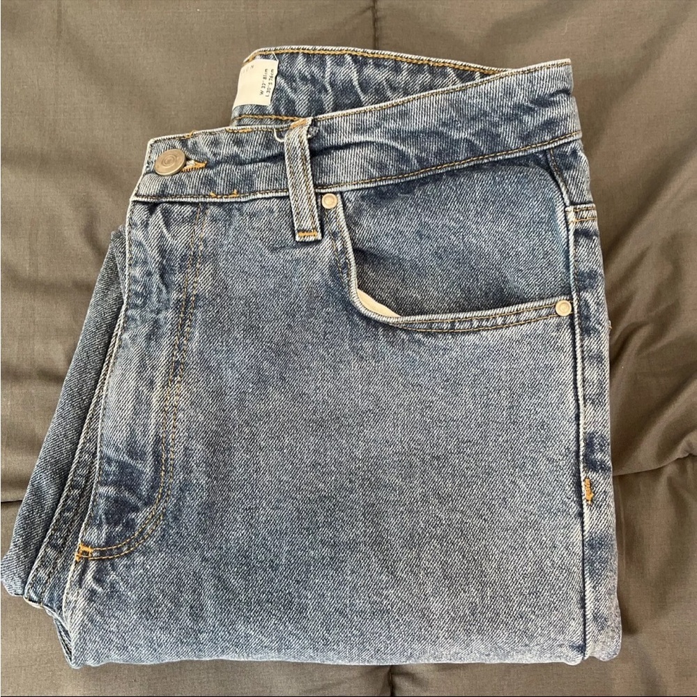 ASOS Men’s Jeans Light Wash Tapered Leg Size 32x30